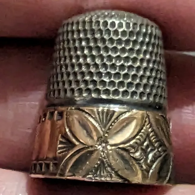 Antique Goldsmith Stern & Company Sterling Silver and 14k Gold Thimble 3