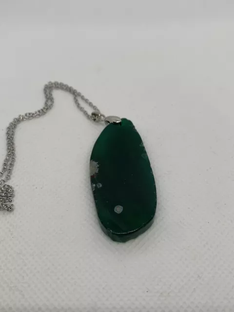 Polished Dark Green Agate Slice 5.5cms With A 50cm Silver Plated Chain.