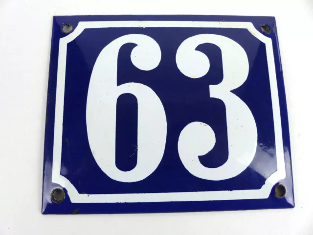 altes Email Hausnummer Schild Nr. 63 Emailschild gewölbt 12 x 10 cm in blau