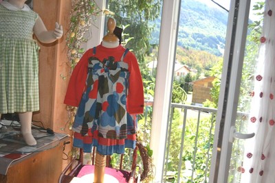 Catimini catimini robe neuve  9 mois doublee 90% de soie plus barette jacadi offerte 