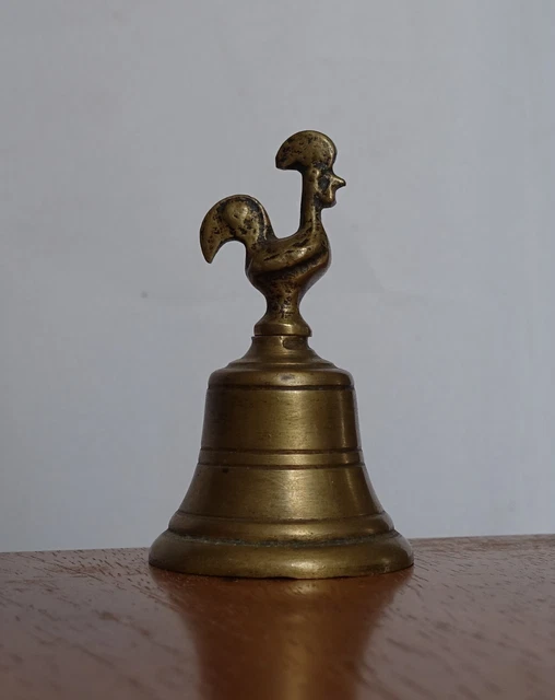 Lot De 30 Petites Clochettes Vintage 38 Mm Bronze - Cloches Métalliques Avec Crochet Pour Décoration Noël Et Bricolage