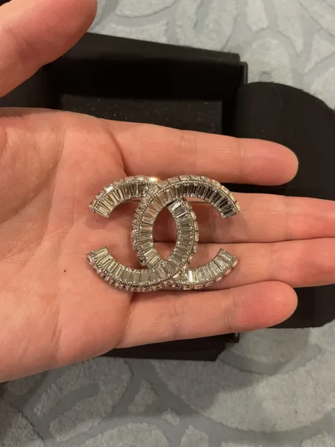 CHANEL AUTHENTIC CLASSIC All Crystal CC Logo Brooch Pin Silver