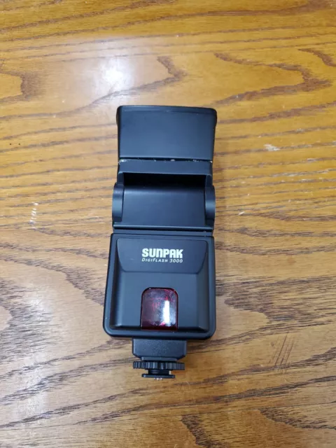 Sunpak Digiflash 3000 TTL Bounce Swivel Shoe Mount Flash For Nikon DSLR