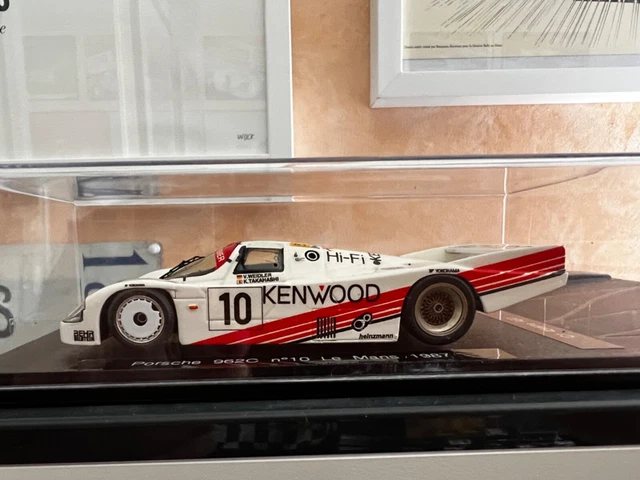 Scale model of Ferrari F40 LM 24 Heures du Mans (1994) produced by Altaya (Ixo