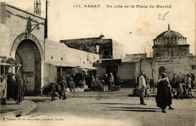 CPA AK MAROC RABAT - Un coin de la Place du Marche (219587)