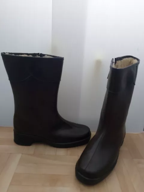 Derri boots guy sales