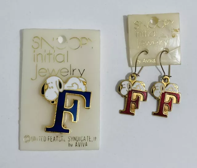 ✨ VTG 1970's Aviva Snoopy Initial Jewelry Alphabet Pin Earring Set Letter F