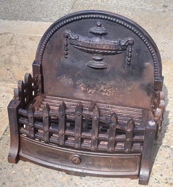 VINTAGE OLDE ANTIQUE Fire Basket Grate Box Fireplace Cast Iron Country