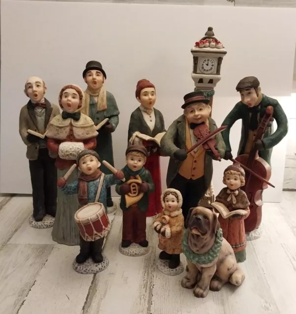 GRANDEUR NOEL Collectible 12 pc Porcelain Victorian Choir Christmas Carolers 2