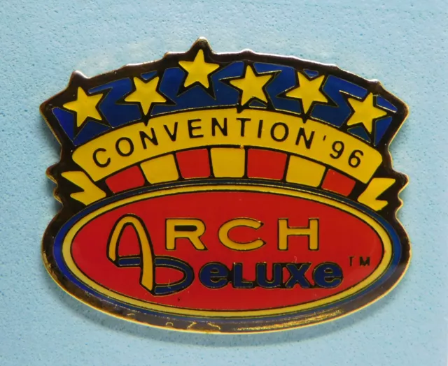 Mc Donalds Arch Deluxe Convention '96 - McDonald's Pin / Anstecker 28x24mm