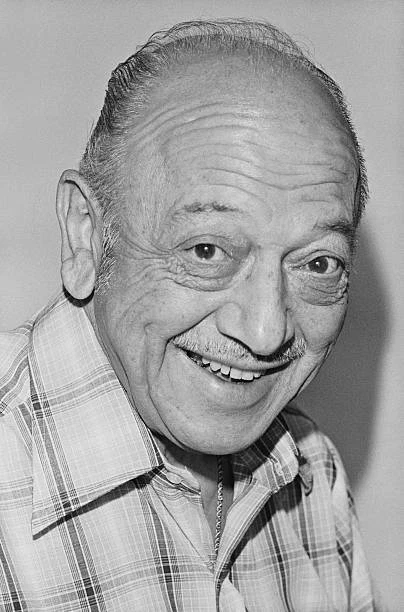 American Voice Actor And Comedian Mel Blanc 1977 Old Photo 1 Eur 6 20 Picclick Fr American Voice Actor And Comedian Mel Blanc 1977 Old Photo 1 Eur 6 20 Picclick Fr