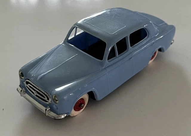 Miniature Norev Peugeot 403 échelle 1/43 - Ancienne Collection France