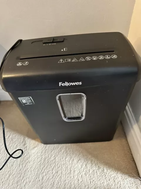 Fellowes P-30C A4 6 Sheet 15L Cross Cut Paper Shredder