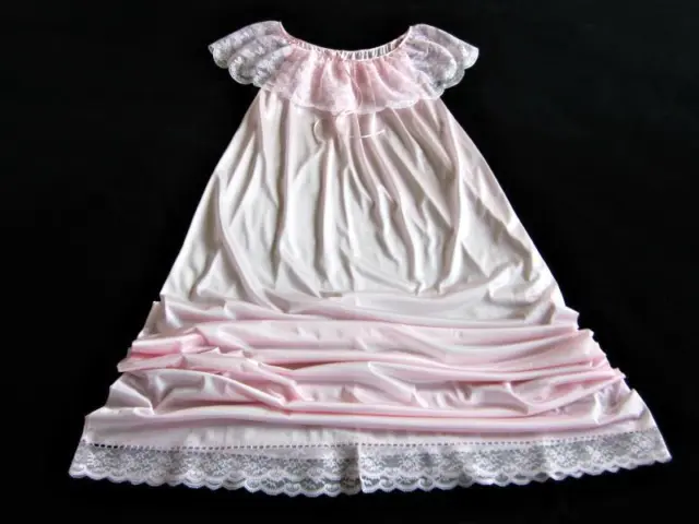Vintage Long Gown Silky Pink Nylon S/M Lavish Frilly Lace Gilead Nightdress NEW
