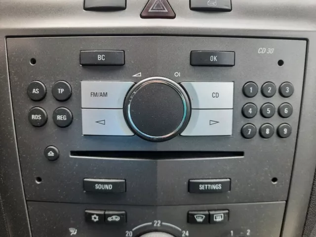 13264791 audio system für OPEL ZAFIRA B 1.9 CDTI (M75) 2008 2249930