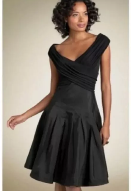 Tadashi Shoji Black Taffeta Fit N Flare Pleated Cocktail Dress Size 2