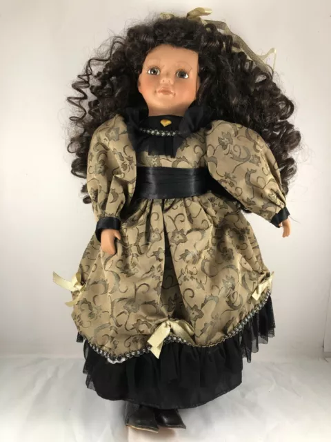 2003 Limited Edition Collectible Porcelain Doll Carmen 16” no Stand