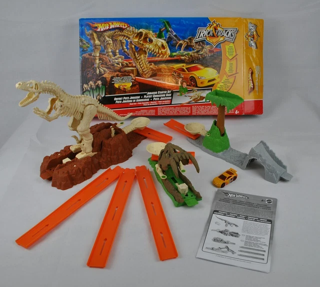 HOT WHEELS TRICK Tracks Dino Jurassic Starter Set Complete Wheel