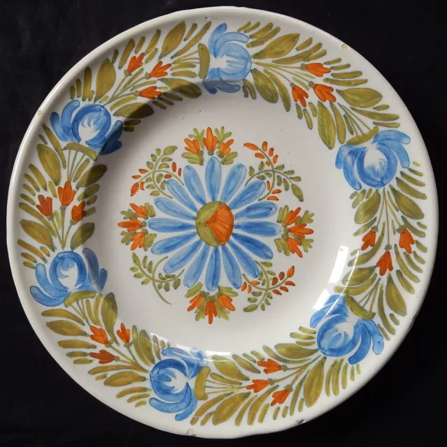 "C58" : Plat en faïence ou grande assiette (26 cm) TALAVERA? Signée "GM"