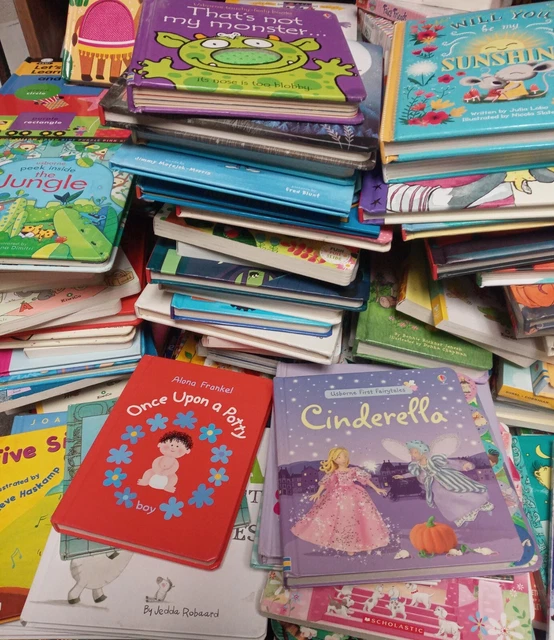 BULK/HUGE LOT OF 300 of Children's Kids Chapter Books Random Free
