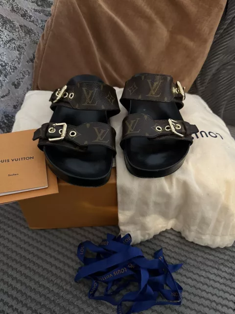 LOUIS VUITTON BOM Dia Flat Mule Slides. Size 38. Size UK5 550.00