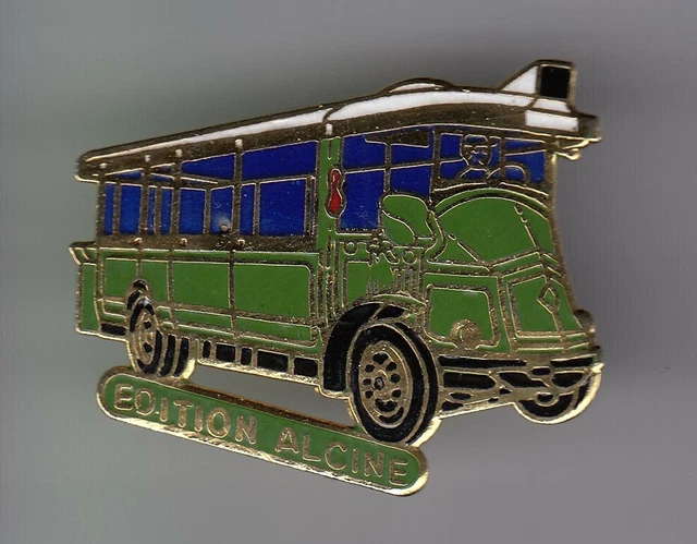 RARE PINS PIN'S - RENAULT - UNE AFFAIRE DE FAMILLE - VOITURE Signé LOGO RENAULT