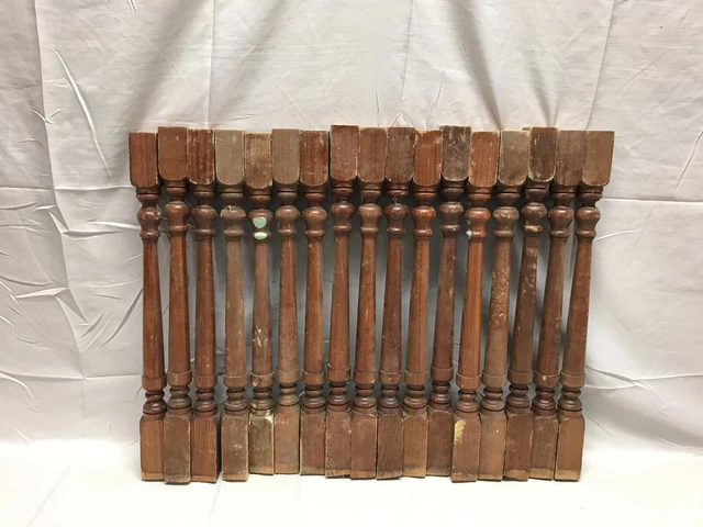 Vintage Lot 17 Turned Wood 2x19 Pine Spindles Staircase Old 652-23B