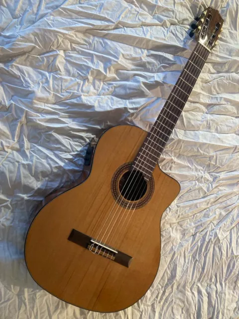 guitare electro-accoustique martinez MC C48 CE