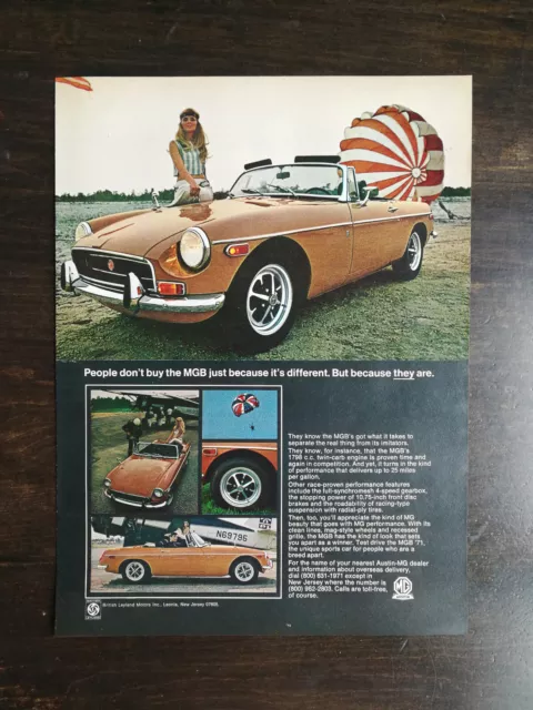 Vintage 1971 MG MGB Full Page Original Ad 823