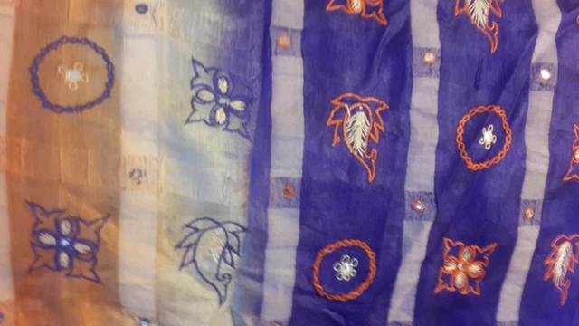 Grand Coupon En Soie Naturelle - Ancien Sari Recyclé - Occasion Bon état