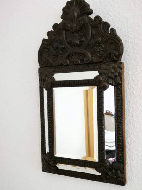Antiker Spiegel mit Kupferrahmen und Glasleisten im viktorianischen Stil 2