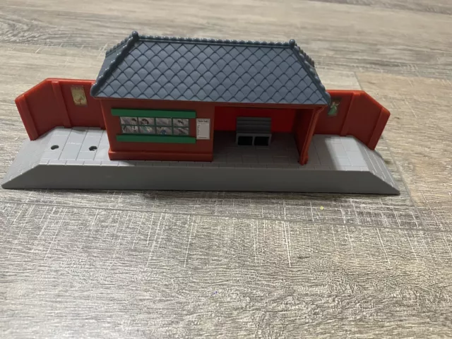 Thomas & Friends Trackmaster LOWER TIDMOUTH Train Station  2009