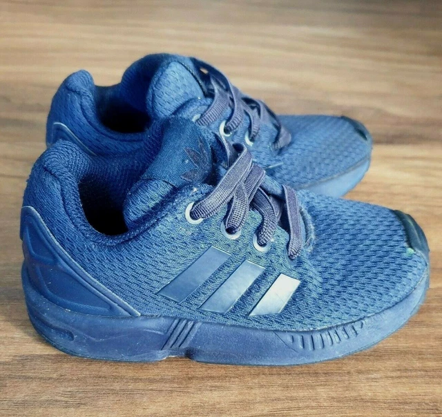 Boys adidas hotsell trainers size 6