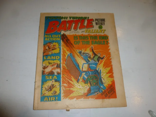 BATTLE PICTURE WEEKLY & VALIANT Comic - Date 12/03/1977 - UK Paper Comic