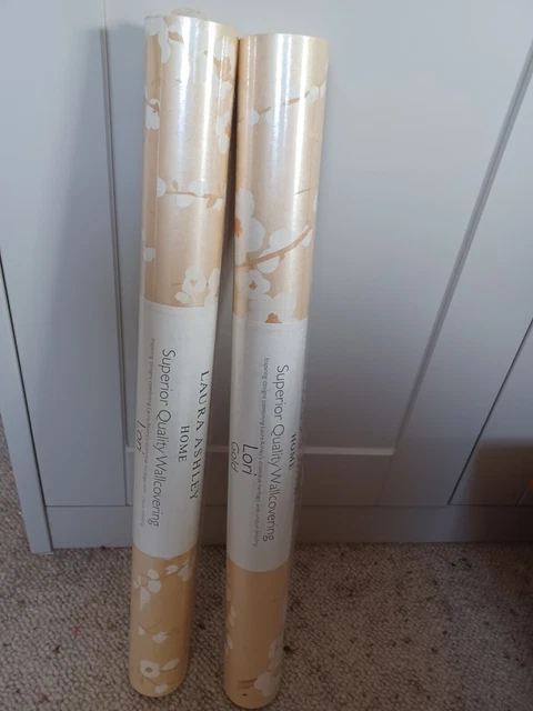 LAURA ASHLEY- Lori Gold featuring Pearlescent inks Wallpaper x 2 Rolls Sealed 2