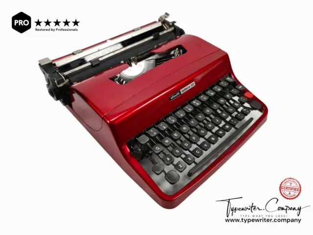 Burgundy Olivetti Lettera 32 - Vintage Typewriter - Working Typewriter