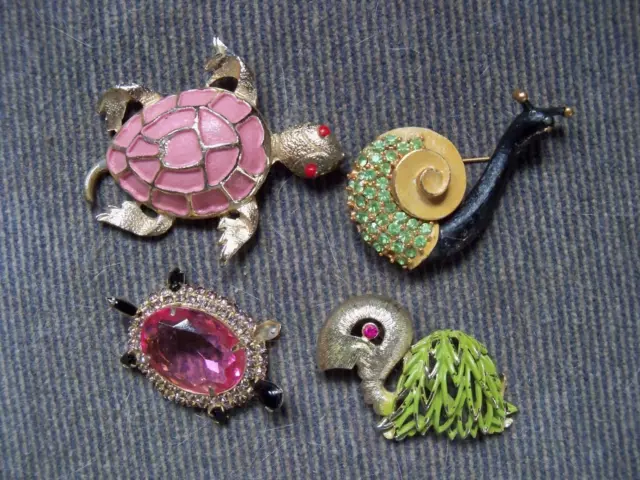 Vintage Jewelry 4 Pc Lot Rhinestone Animal Brooches - Repair/Stones missing