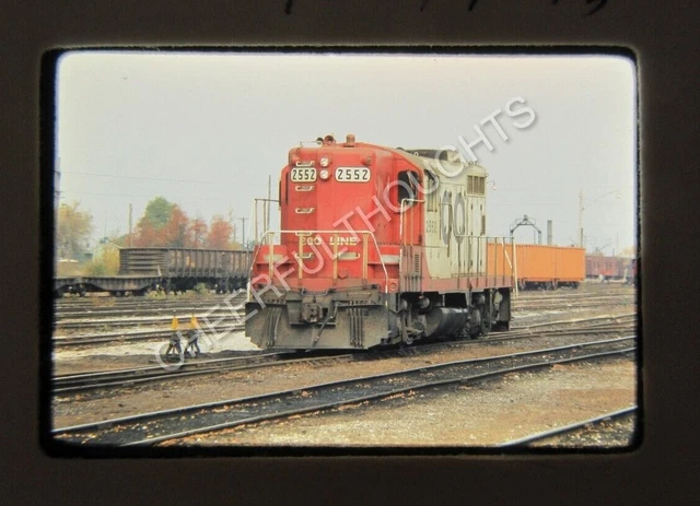 Original '75 Ektachrome Slide SOO Line 2552 GP9 Gladstone     35Z54
