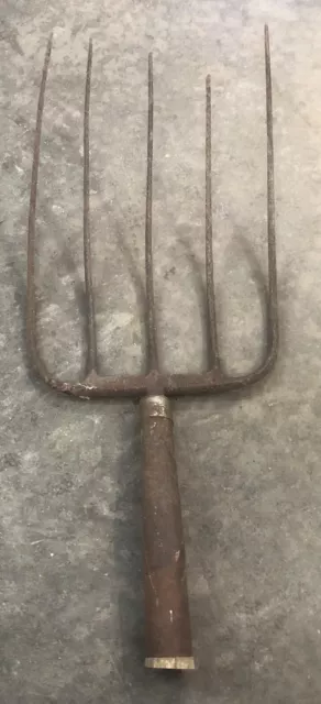 Pitch Fork Head 5 Tine 9'' x 21'' vintage hay prong primitive garden