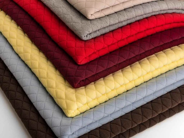 Tissu Matelassé Motif Diamant 50 Cm X 150 Cm - 100% Polyester - Neuf