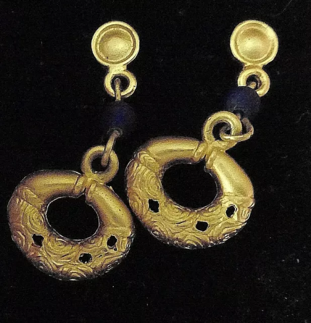 Pre-Columbian style earrings, tubago gold (gold plated)