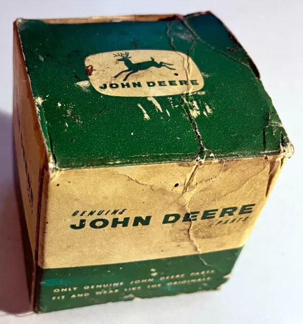 JOHN DEERE ~ Vintage Empty Parts Box