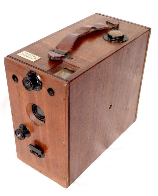 Beautiful Huttig Monopol Magazine Plate Wood and Brass Camera – Excellent