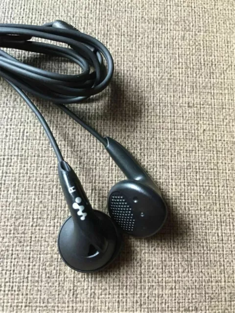 Sony e808 deals