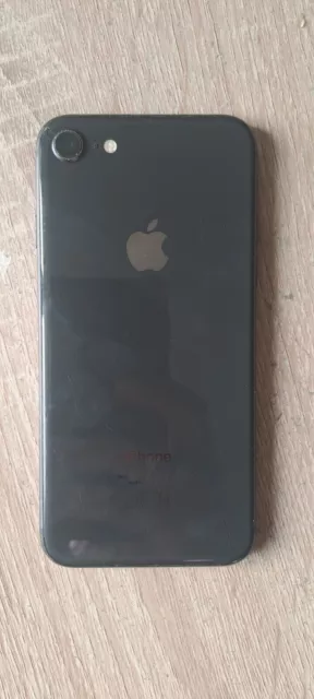 iPhone 8  Téléphone Débloqué/Non blacklisté/Pas de compte icloud - Gris Sidéral