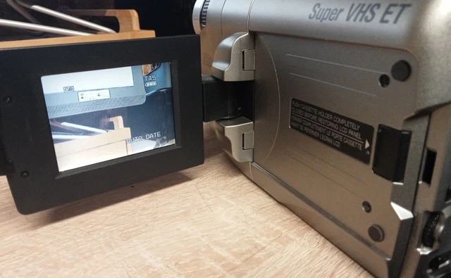 JVC - CAMÉSCOPE Super VHS 700X Zoom numérique - Modèle GR-SXM265U - Non