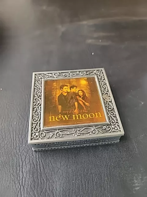 Twilight Saga Memorabilia Trinket Jewelry Box New Moon Edward Cullen Metal