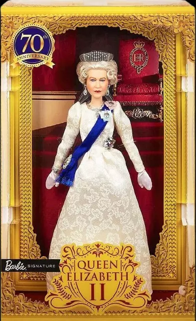 Barbie Signature Jubilé de Platine Queen Elizabeth II Mattel en boite neuf