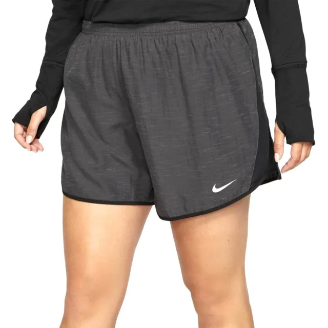 Nike Dri-Fit Running Shorts Womens Size 1X Gray Training Gym Yoga Sports Stretch