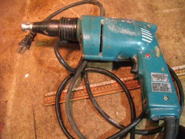 Makita 6800DBV Drywall Screw Driver Gun